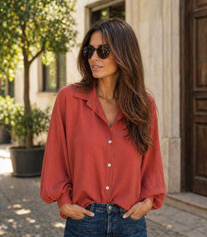 Holly - Blusa de botones elegante